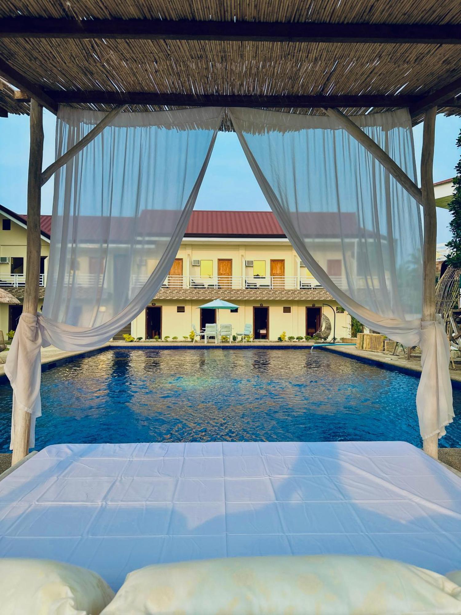 On Board Lifestyle Panglao Resort Buitenkant foto