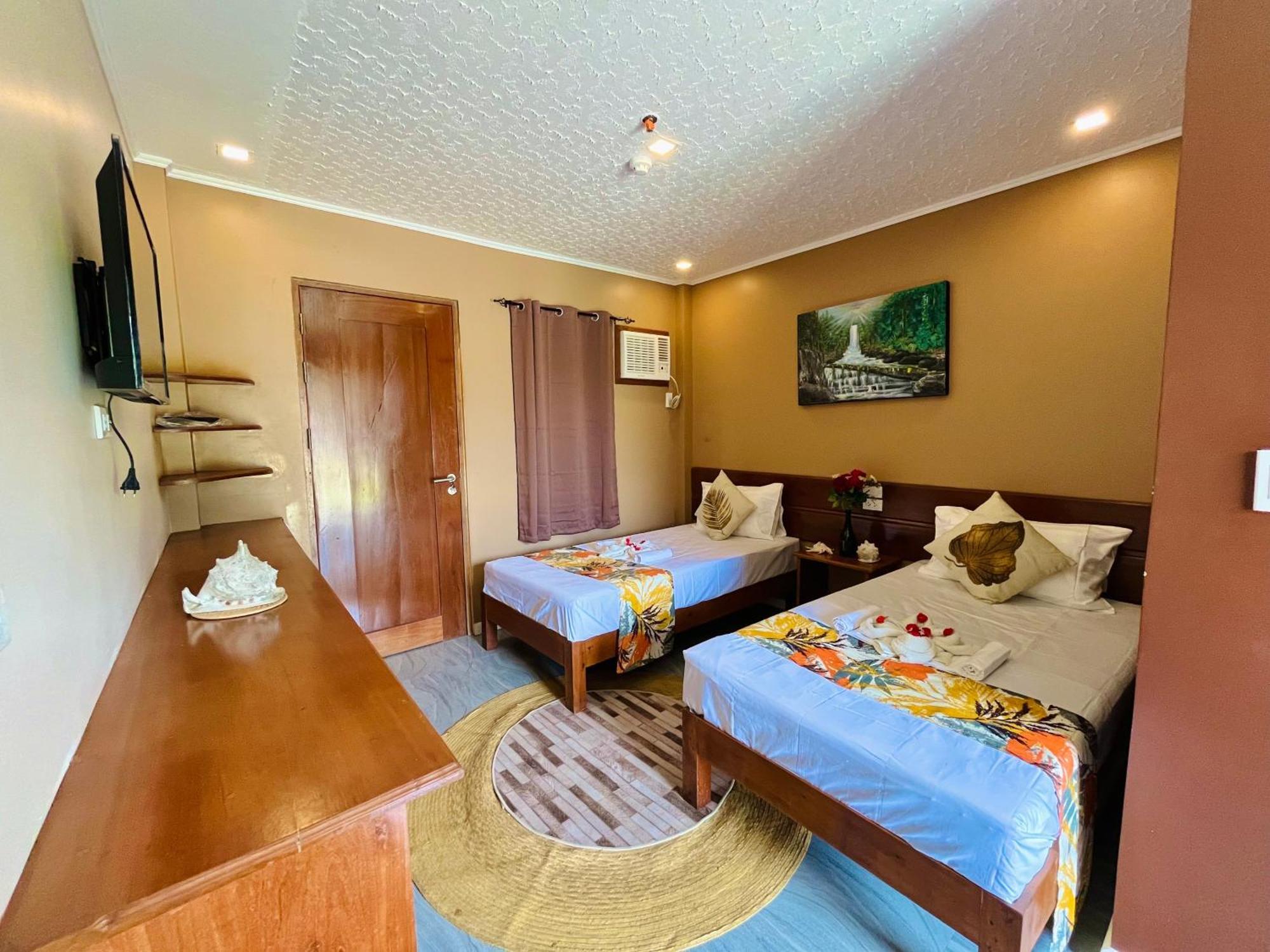 On Board Lifestyle Panglao Resort Buitenkant foto