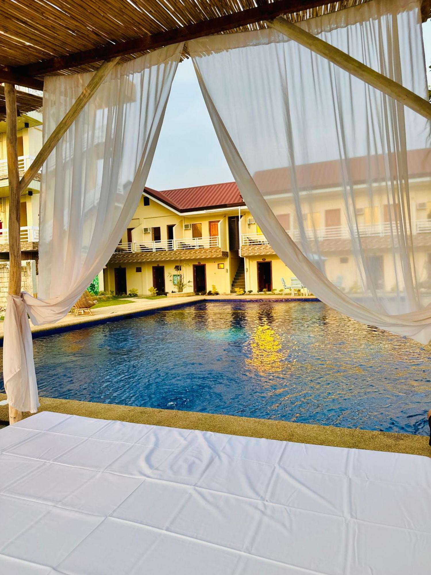 On Board Lifestyle Panglao Resort Buitenkant foto