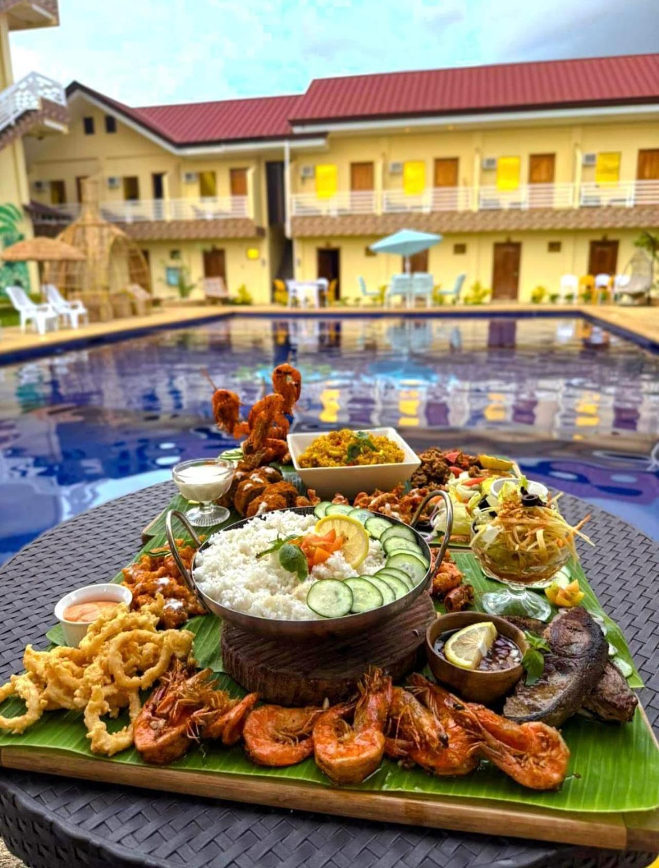On Board Lifestyle Panglao Resort Buitenkant foto